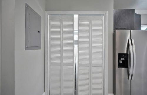 Walk to UC Davis Medical Center! Duplex with Patio - Foto 11