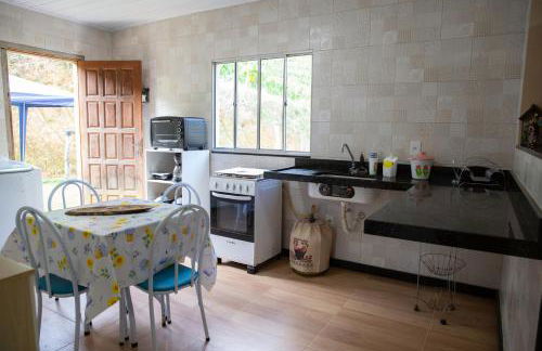 Sitio encantador e tranquilo com churrasq e Wi-fi - Foto 19