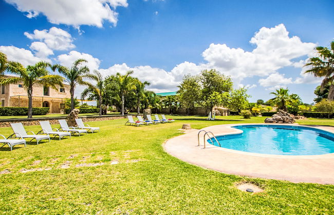 4 bedroom House in Maria de la Salut with private pool and garden - Photo 25