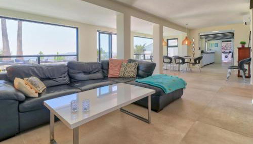 Amazing villa with panoramic views - Photo 4