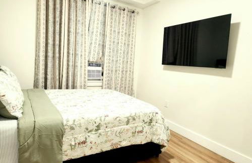 Cozy 2BR in Newark for Families, Work & Long Stays - Photo 7