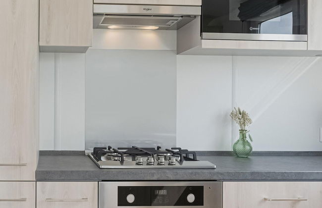 Modern Mobile Home in Middelkerke With Garden - Photo 4