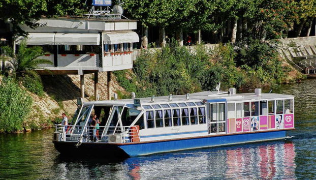 Barco turístico de Coímbra