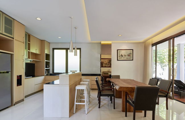 Ohara City View 5BR Villa Heated Pool and Billiard - Photo 8