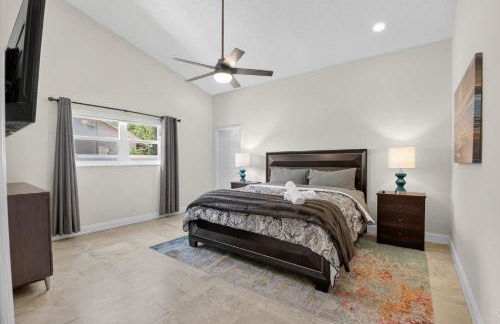 Family-Friendly Boca Gem! 4BR 3BA with Pool & Sauna - Foto 4