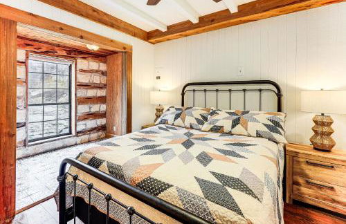 Fire Pit, Views Peaceful Texas Hill Country Cabin - Foto 10