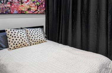 Superb 4-bedroom apartment 1 block from Central Park in vibrant New York City - Photo 19
