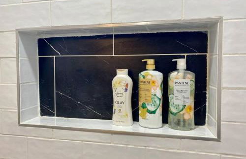 Uniquely remodeled historical district home - Foto 34