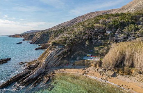 2 Bedroom Stunning Apartment In Novalja - Photo 31