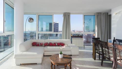 1410 - Mediterranean Forum Apartment - Photo 2