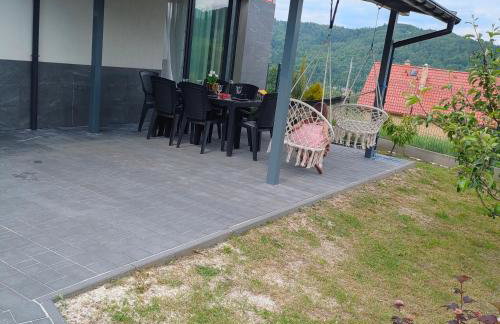 Chwilo Trwaj dom z jacuzzi, sauną i kominkiem z widokiem na góry Korbielów Pilsko - Foto 25