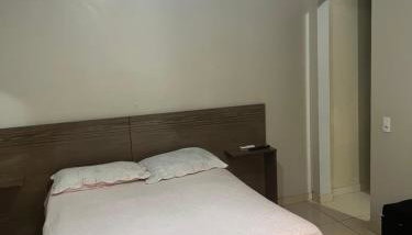 Casa Ampla com 3 camas e 2 quartos - Foto 2