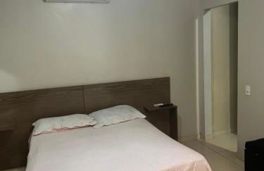 Casa Ampla com 3 camas e 2 quartos - Foto 2