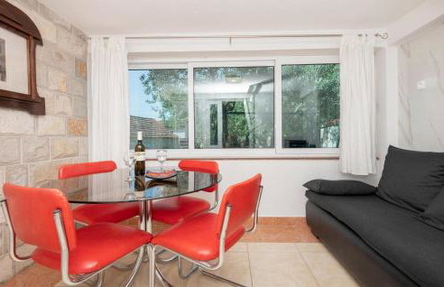 2 Bedroom Stunning Home In Desne - Foto 35