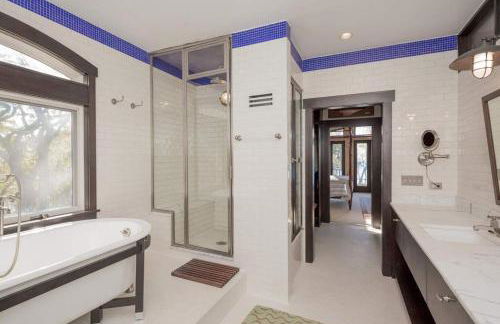 Bluffside Cove by Rove Travel - Villa with Pool & Sauna - Foto 18