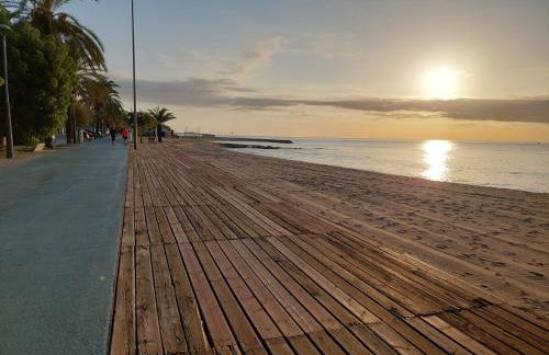 Oasis cerca de Barcelona - Photo 15