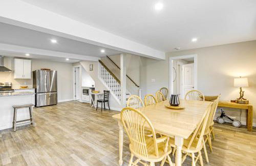 Waterfront Escape in Cub Run with Deck and Hot Tub! - Foto 6