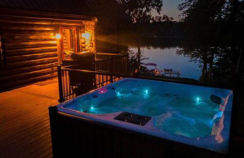New Hot Tub Fall Oasis with Amazing FawnLake Views - Foto 1