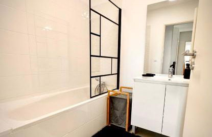 Duplex - Vue Mer exceptionnelle - Quartier Euromed-avec Box - Foto 2