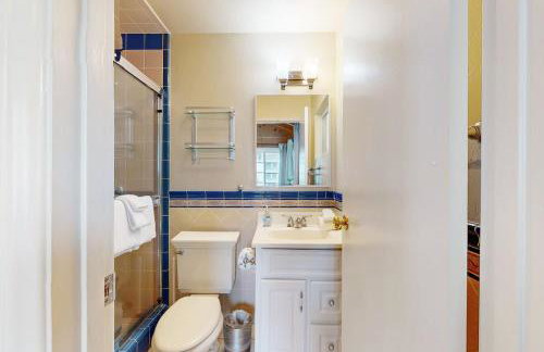 La Jolla Historic Gem, Hot Tub, Game Room, Garden Oasis with Firepit & Courtyard Dining - Foto 8