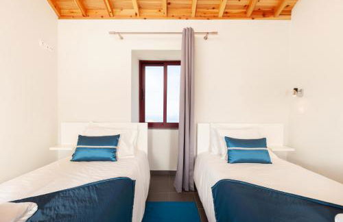 Melo's Place - Photo 19