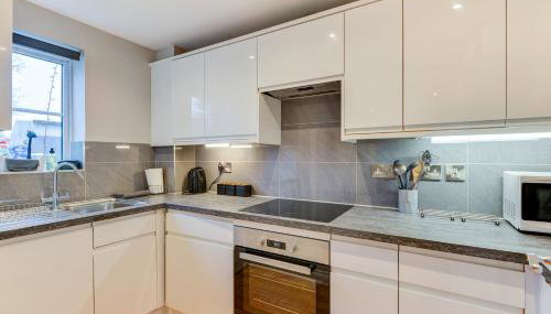 Perfect for workers, Fast WiFi, Parking - Photo 4