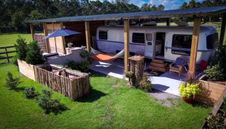 Fully Equipped Airstream Near the Beach and Perfect for a Glamping Experience in Fairhope, AL - Foto 4