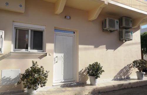 SUNNY HOLIDAYS APARTMENT - Photo 27