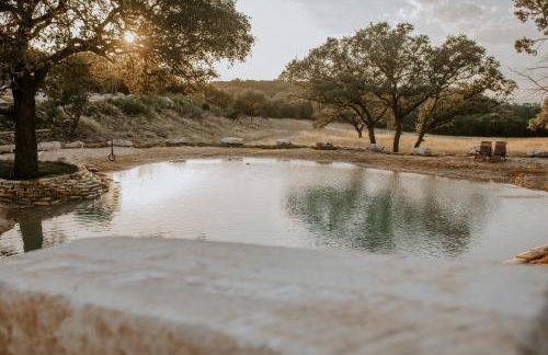 Nest - Texas Tiny House with a Big View - Photo 1