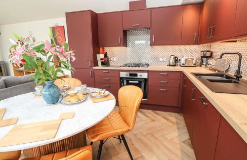 Meadowside - Photo 9