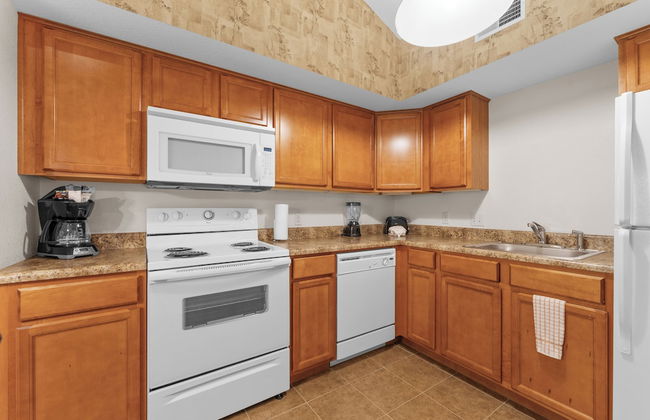 Grand Crowne Resort - Photo 54