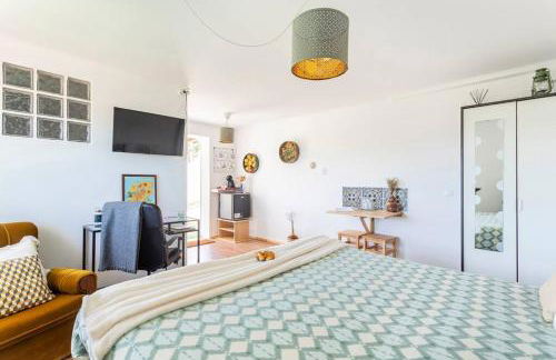 Alojamento - Apartamento ou quarto - Estacionamento à porta - Foto 34