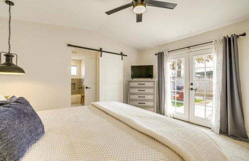 1 Mi to Grand Ave Modern Home with Spacious Yard! - Foto 10