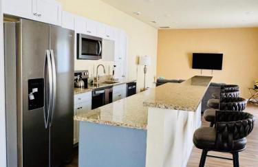 New Home Near Legoland and Disney Sleeps 12 - Foto 19