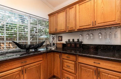 Villa Sausalito - Newly Designed 4BR HOUSE & POOL by Topanga - Foto 23