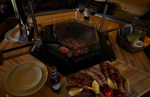 Scenery Hill Hideaways The Coach House Charming Retreat with Jacuzzi and BBQ Hut Near the Lake District - Photo 34