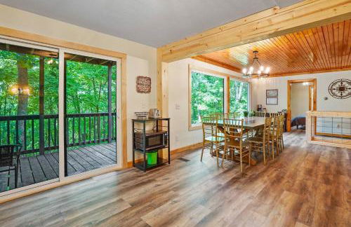 Game RoomHot Tub4mi to Rock HouseGives Back! - Foto 11