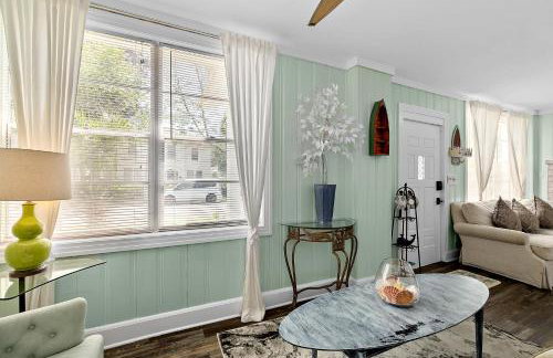 Casa Maria 1- Beachy Apt Mins Walk to Downtown - Foto 2