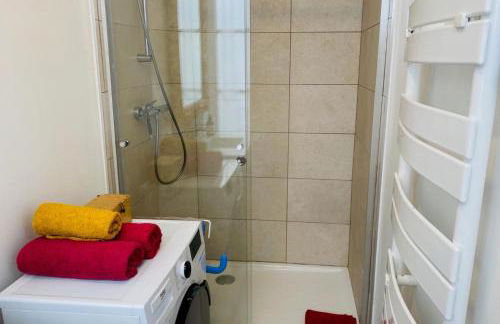 1 Bed Apartment Sleeps 4 Mezzanine -WiFi -Tv - Foto 18