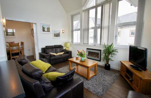 Penthouse Apartment - Photo 4