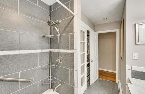 3 Mi to Lake Redman Home with Furnished Pergola! - Foto 17