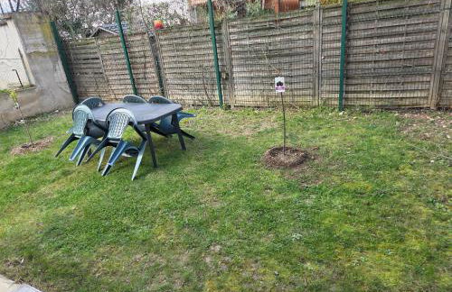 Studios dans une résidence sécurisée et calme avec place de parking - Foto 3