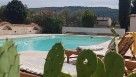 Clos Saint Antoine - Grand T2, terrasse, piscine, terrain de pétanque - Foto 1, sunbed
