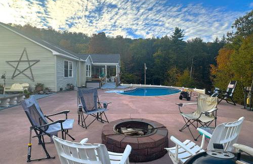 Private 5-Acre Escape - Pool, Lake & Gardens - Foto 56