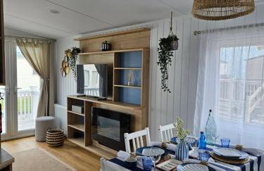 Jurassic Bliss - stylish static caravan with partial sea view at Durdle Door - Foto 15