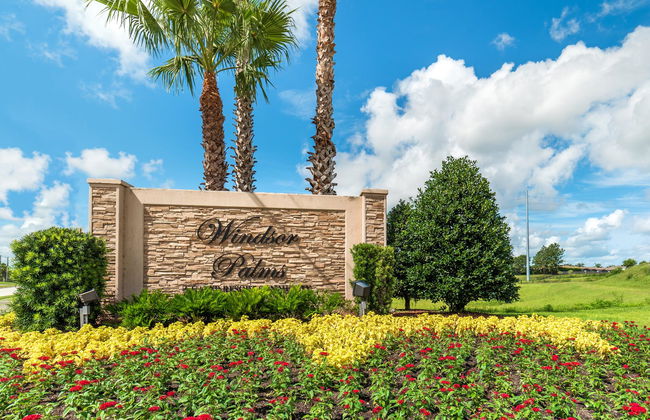 Windsor Palms Resort Homes, Townhomes & Condos - Photo 2