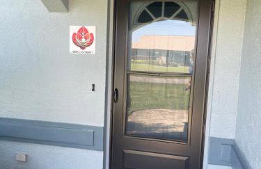 Beautiful Home across the street from Lake June! - Foto 65