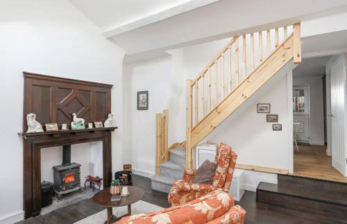 4 Ty Person - Photo 5