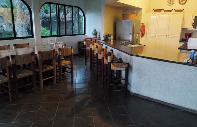 Room in House - Dream House on Lake Tequesquitengo - Foto 8