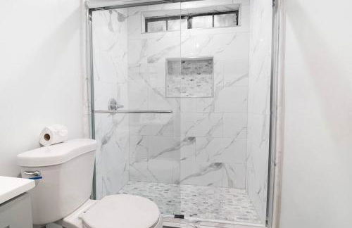 2BR Plus Bonus Room and Pool Access Near Universal Studios - Foto 7